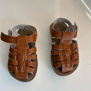 Toddler size 6 Sun San toddler sandals